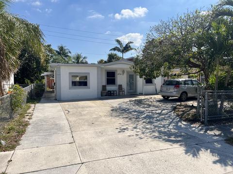 204 Jackson Ave, Greenacres, FL 33463