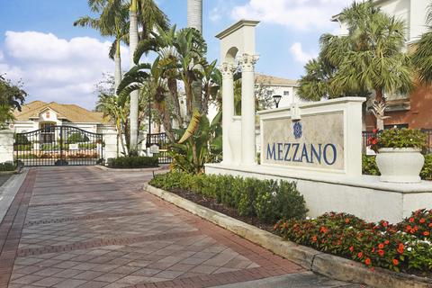 9825 Baywinds Dr #1207, West Palm Beach, FL 33411