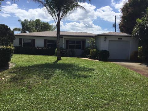 108 Beverly Rd W, Jupiter, FL 33469