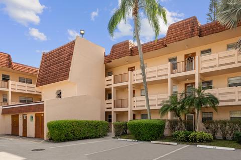 14790 Bonaire Blvd #208, Delray Beach, FL 33446