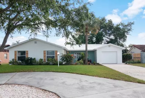 1967 NE 21st Ter, Jensen Beach, FL 34957
