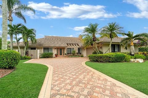 28 Marlwood Ln, Palm Beach Gardens, FL 33418