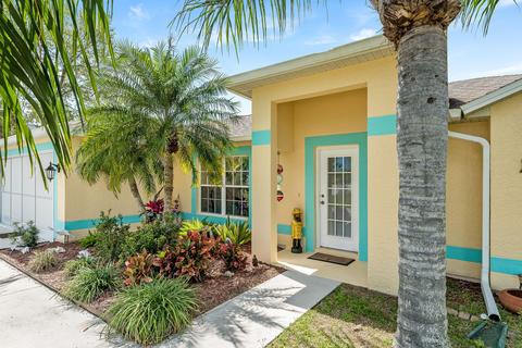 1443 Seahouse St, Sebastian, FL 32958