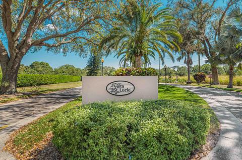 29 Lake Vista Trl #202, Port Saint Lucie, FL 34952
