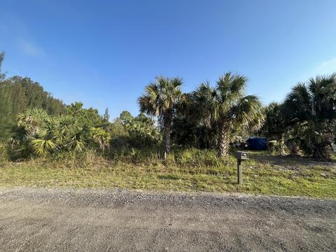 741 Kingfisher St, Palm Bay, FL 32908