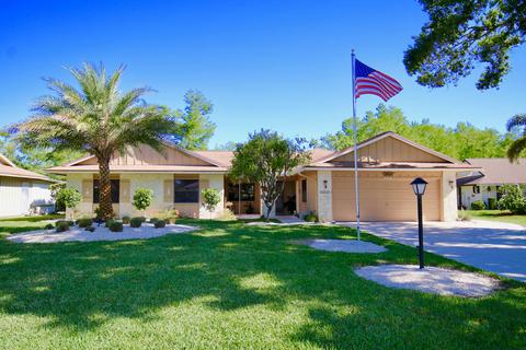 8145 SE Cypress Point Pl, Hobe Sound, FL 33455