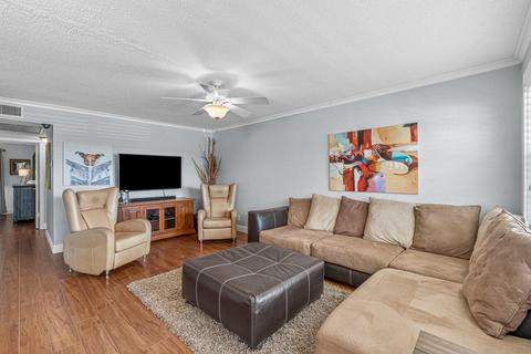 327 Markham O #327, Deerfield Beach, FL 33442