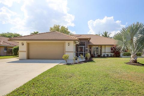 3202 SW Seaboard Ave, Palm City, FL 34990