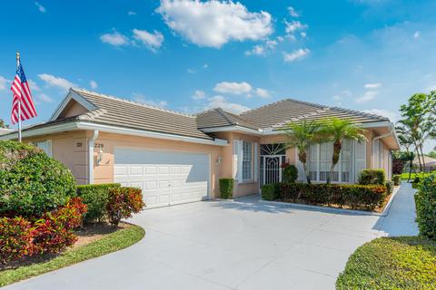 229 NW Bentley Cir, Port Saint Lucie, FL 34986