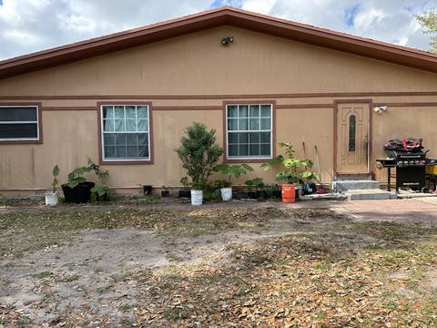2013 Dock St, West Palm Beach, FL 33401