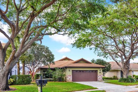4725 Sherwood Forest Dr, Delray Beach, FL 33445