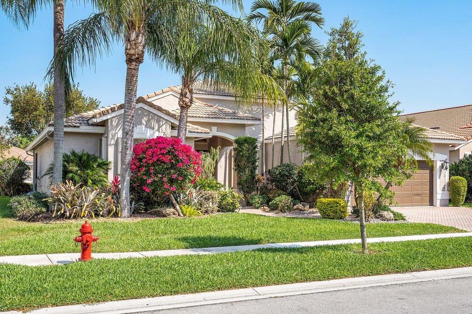  7905 Rinehart Dr, Boynton Beach, FL 33437 photo 1