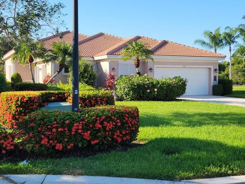 3181 SE Carrick Green Ct, Port Saint Lucie, FL 34952
