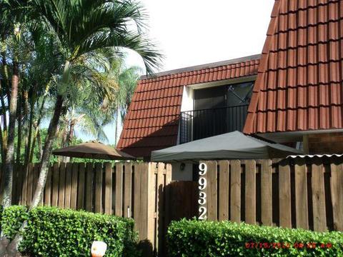 9932 NW 6th Ct, Plantation, FL 33324