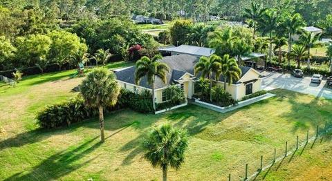 16966 82nd N Rd, The Acreage, FL 33470