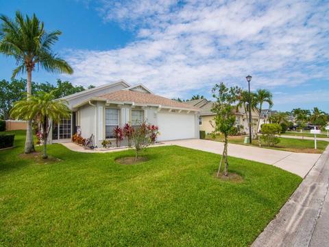 469 SW Talquin Ln, Port Saint Lucie, FL 34986