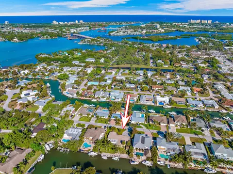 930 Dolphin Dr, Jupiter, FL 33458