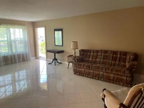 190 High Point Blvd #B, Boynton Beach, FL 33435