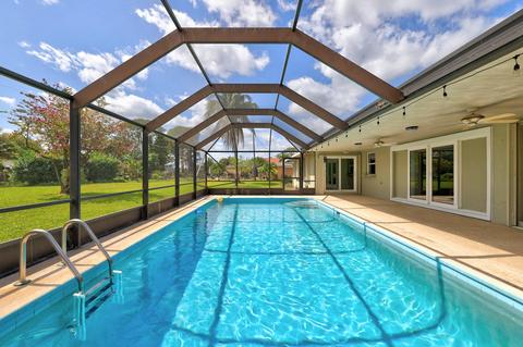 1962 SE Bolton Ave, Port Saint Lucie, FL 34952