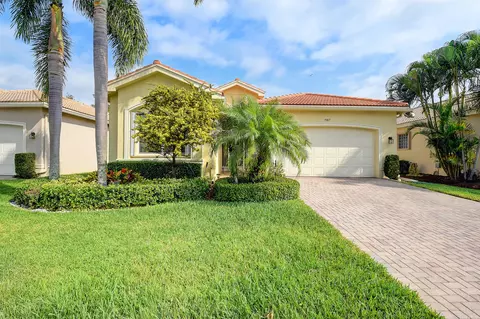9367 Ivory Isle Rd, Boynton Beach, FL 33473