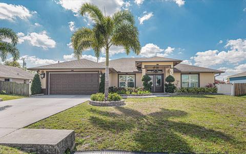 622 SW Sardinia Ave SW, Port Saint Lucie, FL 34953