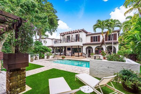 888 Oleander St, Boca Raton, FL 33486