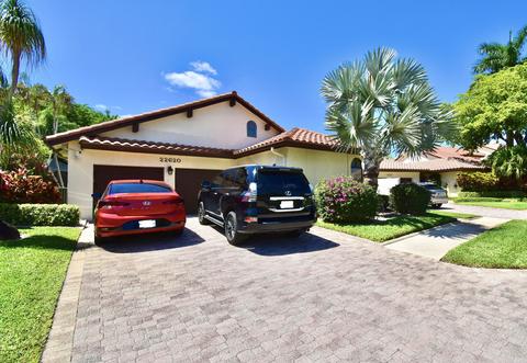 22620 Esplanada Cir W, Boca Raton, FL 33433