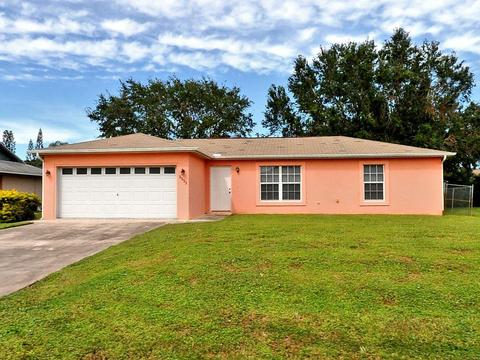 2333 SW Fern Cir, Port Saint Lucie, FL 34953