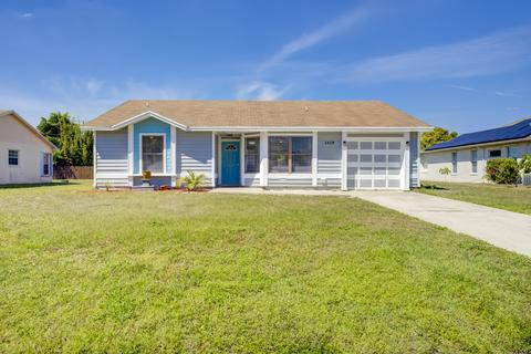 1610 SE Ridgewood Se St, Port Saint Lucie, FL 34952