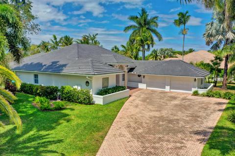 2549 Seminole Cir, West Palm Beach, FL 33409