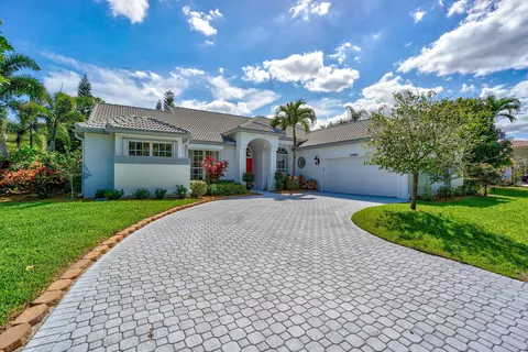 8980 SE North Passage Way, Tequesta, FL 33469