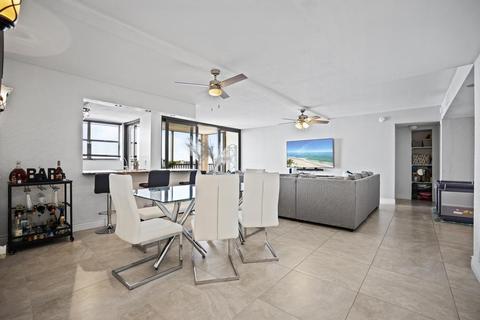 106 Lake Emerald Dr #412, Oakland Park, FL 33309