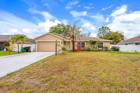 454 SW Saginaw Ave, Port Saint Lucie, FL 34953