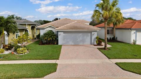 8233 Brindisi Ln, Boynton Beach, FL 33472