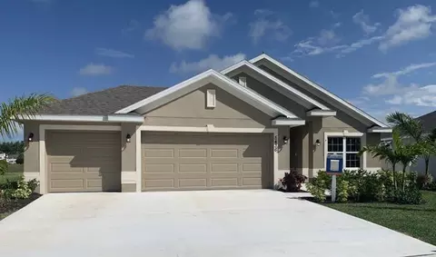 5330 Lugo St, Fort Pierce, FL 34951