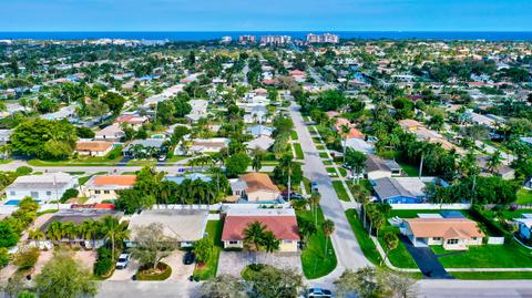 5100 Northeast 22nd Avenue #5100 & 5102, Lighthouse Point, FL 33064