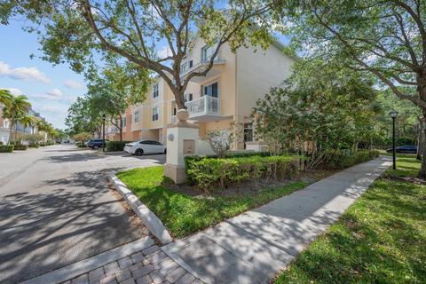 145 Galicia Way #202, Jupiter, FL 33458