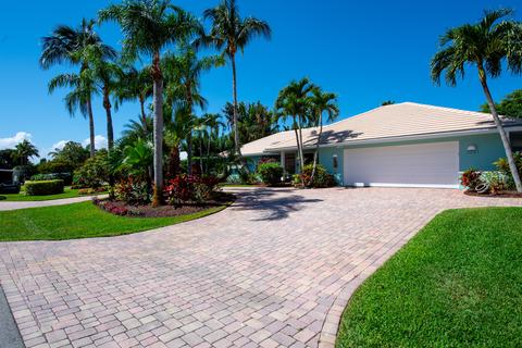 3231 SE Fairway W, Stuart, FL 34997