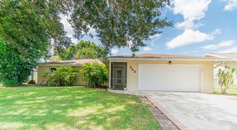 265 SE Walters Ter, Port Saint Lucie, FL 34983