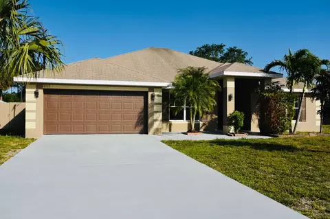 933 SW College Park Rd, Port Saint Lucie, FL 34953