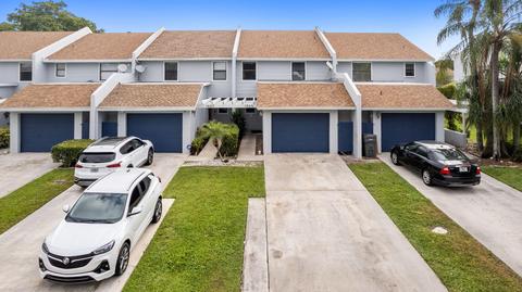 1669 Woodbridge Lakes Cir, West Palm Beach, FL 33406