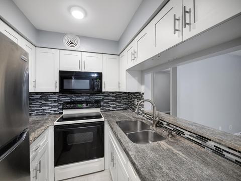 4701 Lucerne Lakes E Blvd #101, Lake Worth, FL 33467