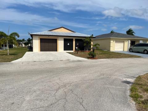 8 W Alta Loma, Port Saint Lucie, FL 34952