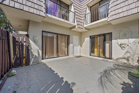 1733 N Congress Ave, West Palm Beach, FL 33401