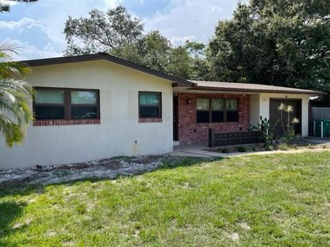 5505 Shannon Dr, Fort Pierce, FL 34951
