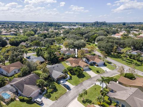 4227 Green Forest Way, Boynton Beach, FL 33436