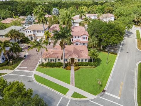 602 Moondancer Ct, Palm Beach Gardens, FL 33410