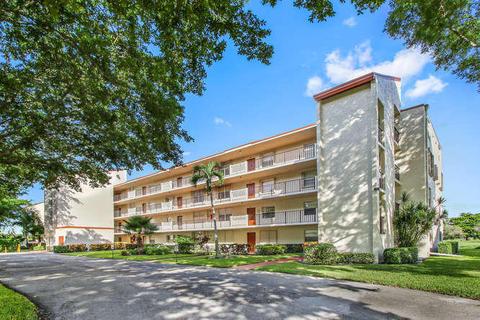 24 Abbey Ln #206, Delray Beach, FL 33446