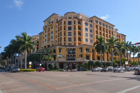 200 E Palmetto Park Rd #17, Boca Raton, FL 33432