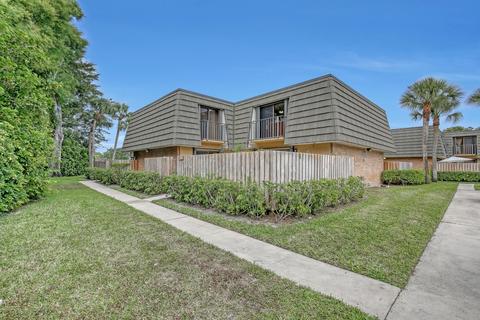 2421 24th Way #2421, West Palm Beach, FL 33407